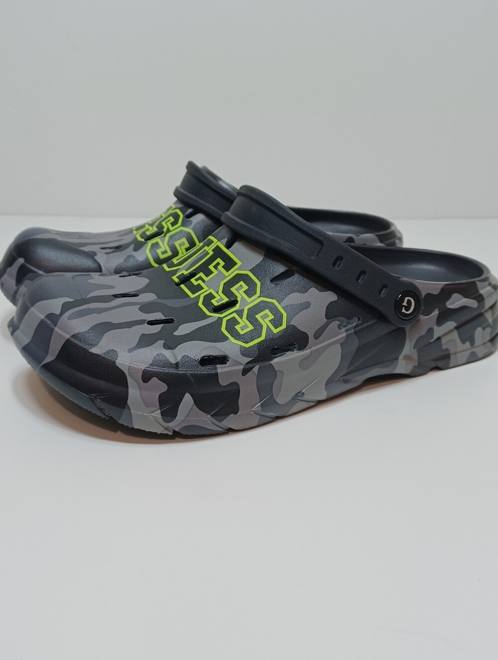 Guess Mens Gray Camo Slip-On Clogs with Neon Yellow Logo Size 10
